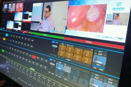 Como preparar um centro cirúrgico para transmissões médicas profissionais